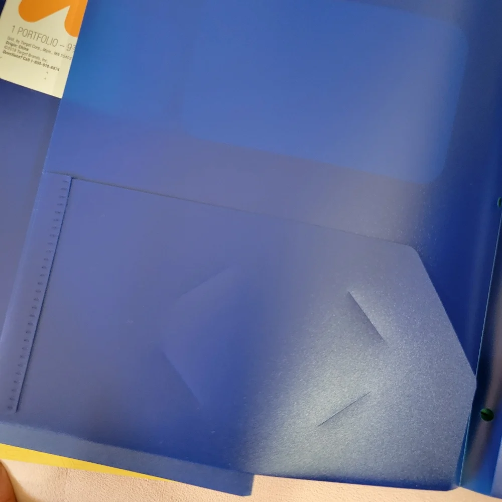 (12) 2 Pocket Portfolio‎ Plastic Folders Bundle of 12 (3 Five Star, 9 Up & Up)